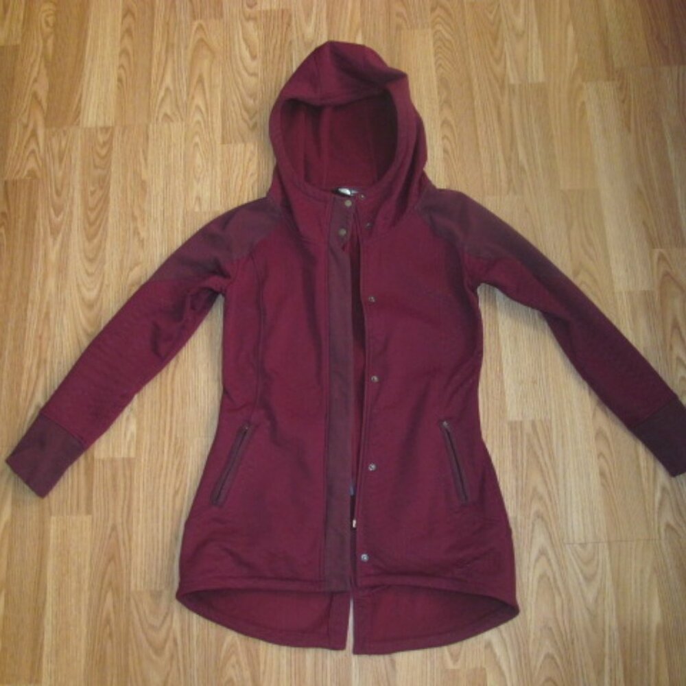 The North Face Women's Jacket Small, Red